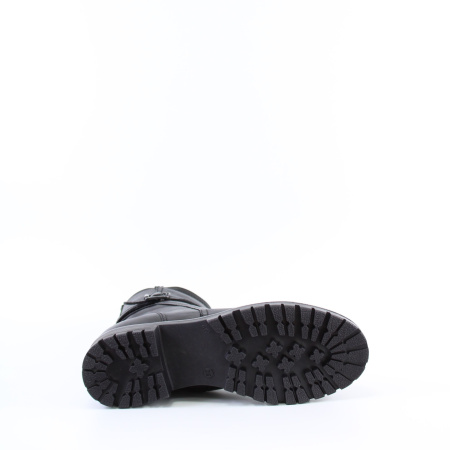 Ботинки с декором